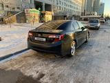 Toyota Camry 2014 года за 9 500 000 тг. в Алматы – фото 3