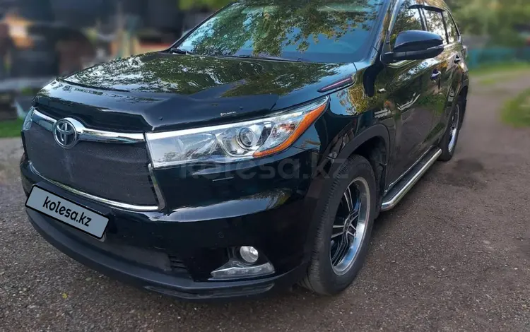 Toyota Highlander 2016 года за 17 500 000 тг. в Усть-Каменогорск