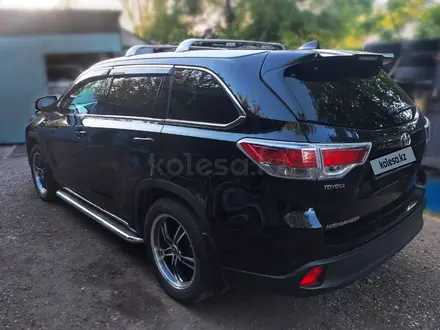 Toyota Highlander 2016 года за 17 500 000 тг. в Усть-Каменогорск – фото 2