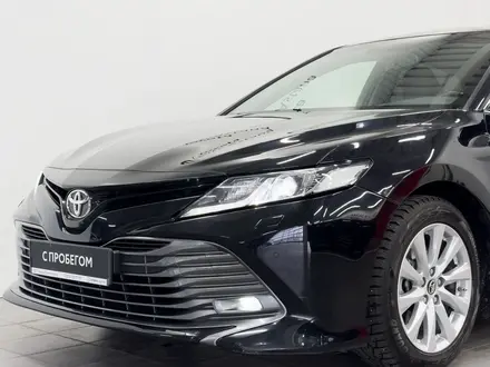 Toyota Camry 2019 года за 13 900 000 тг. в Астана – фото 22