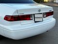 Toyota Camry 2000 года за 3 000 000 тг. в Алматы – фото 9