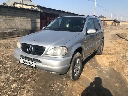 Mercedes-Benz ML 320 1999 года за 3 500 000 тг. в Алматы – фото 4