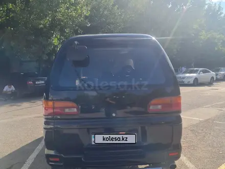 Mitsubishi Delica 1996 года за 2 700 000 тг. в Алматы – фото 2