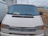 Volkswagen Transporter 1993 года за 1 500 000 тг. в Астана