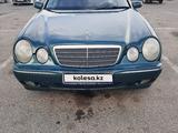 Mercedes-Benz E 320 2001 годаfor4 800 000 тг. в Шымкент