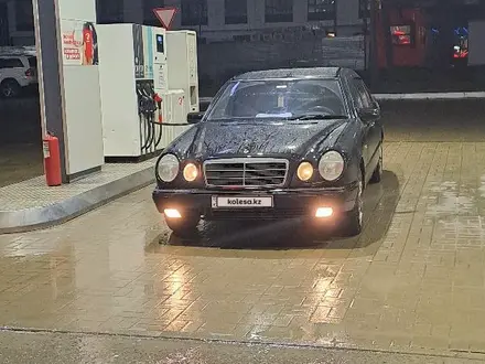 Mercedes-Benz E 320 1998 года за 3 500 000 тг. в Кызылорда – фото 16