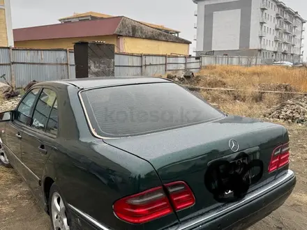 Mercedes-Benz E 320 1996 года за 3 200 000 тг. в Талдыкорган