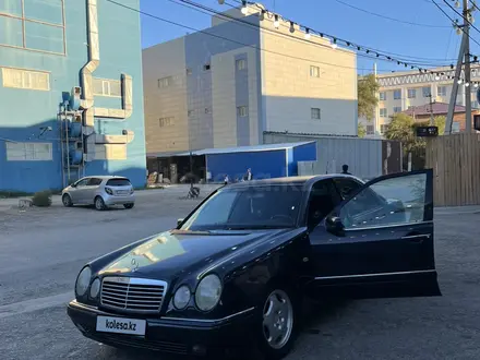 Mercedes-Benz E 280 1997 года за 2 600 000 тг. в Кызылорда – фото 18