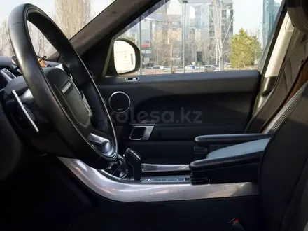 Land Rover Range Rover Sport 2018 года за 32 000 000 тг. в Алматы – фото 20