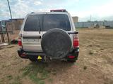 Toyota Land Cruiser 2001 годаүшін4 500 000 тг. в Актобе – фото 2