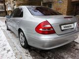 Mercedes-Benz E 320 2004 годаүшін10 000 000 тг. в Рудный – фото 4