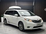 Toyota Sienna 2015 года за 15 500 000 тг. в Актобе – фото 3