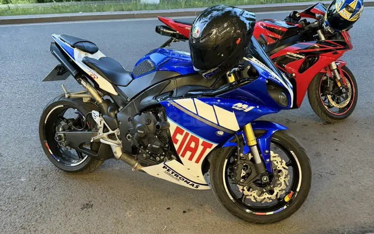Yamaha  YZF-R1 2010 годаүшін5 100 000 тг. в Астана