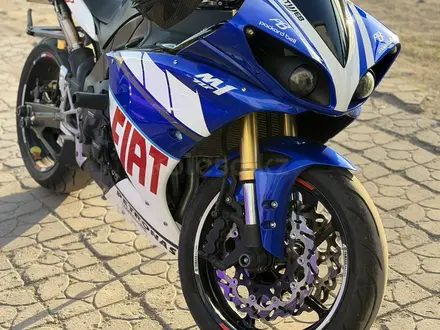 Yamaha  YZF-R1 2010 года за 5 100 000 тг. в Астана – фото 3