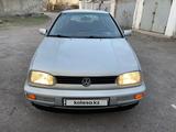 Volkswagen Golf 1997 года за 2 595 000 тг. в Караганда – фото 3