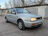 Volkswagen Golf 1997 года за 2 595 000 тг. в Караганда – фото 4