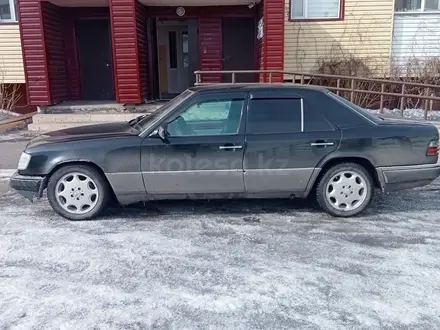 Mercedes-Benz E 200 1993 года за 2 000 000 тг. в Сатпаев – фото 2