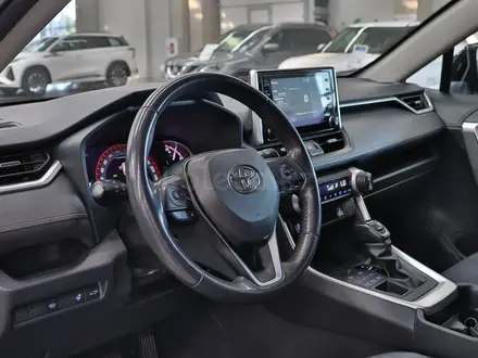 Toyota RAV4 2020 года за 17 390 000 тг. в Алматы – фото 12