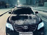 Toyota Camry 2011 годаүшін7 600 000 тг. в Актау – фото 2