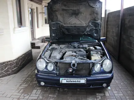 Mercedes-Benz E 230 1995 года за 2 500 000 тг. в Алматы – фото 8