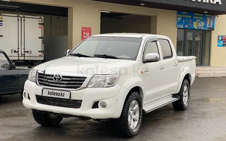 Toyota Hilux 2013 года за 12 000 000 тг. в Шымкент