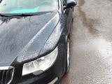 Skoda Superb 2011 года за 4 300 000 тг. в Караганда – фото 4