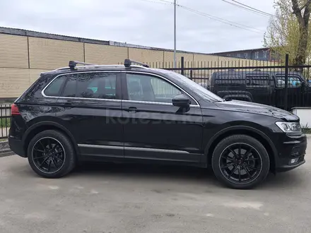 Volkswagen Tiguan 2019 года за 11 000 000 тг. в Алматы – фото 41