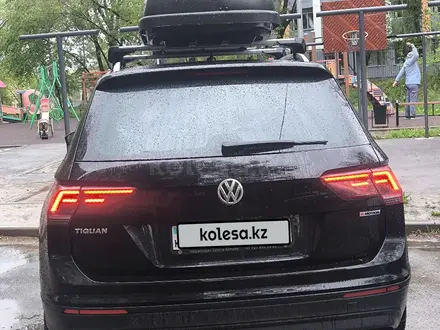 Volkswagen Tiguan 2019 года за 11 000 000 тг. в Алматы – фото 43
