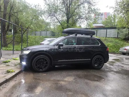 Volkswagen Tiguan 2019 года за 11 000 000 тг. в Алматы – фото 45