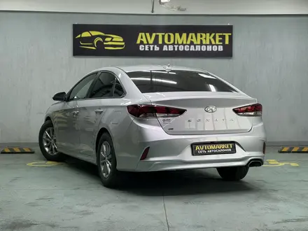 Hyundai Sonata 2019 года за 9 200 000 тг. в Алматы – фото 18