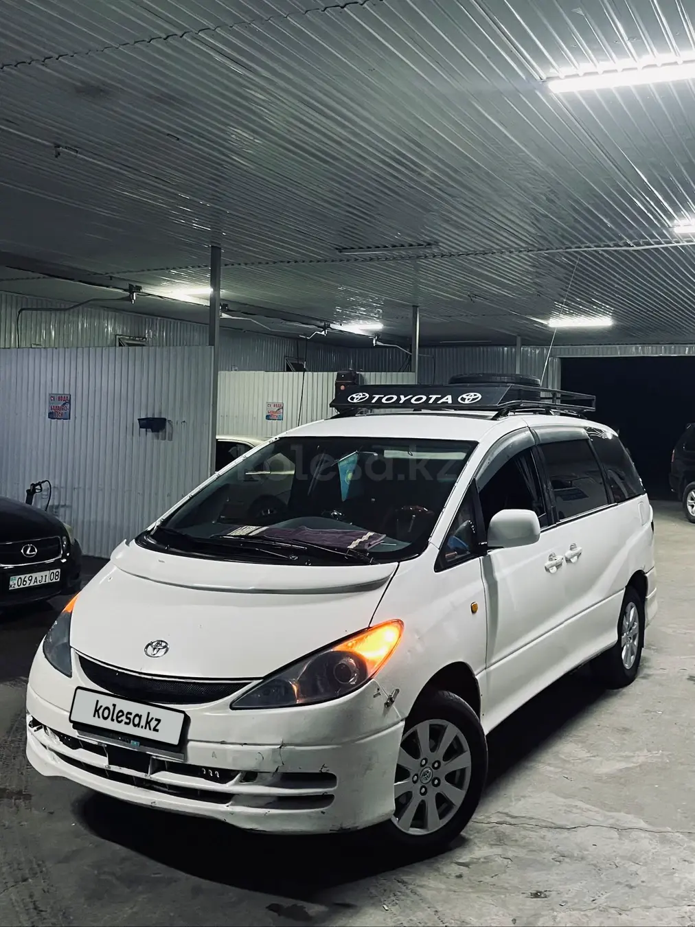 Toyota Previa, 2003