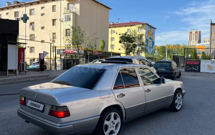 Mercedes-Benz E 280 1992 года за 1 650 000 тг. в Шымкент