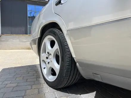 Mercedes-Benz E 280 1992 года за 1 650 000 тг. в Шымкент – фото 12