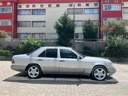 Mercedes-Benz E 280 1992 года за 1 650 000 тг. в Шымкент – фото 6