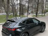 Lexus NX 350h 2022 года за 43 500 000 тг. в Алматы – фото 4