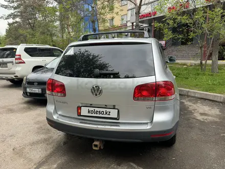 Volkswagen Touareg 2005 года за 3 000 000 тг. в Алматы