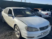 Nissan Cefiro, 2000