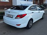 Hyundai Solaris 2011 годаfor2 100 000 тг. в Уральск – фото 4