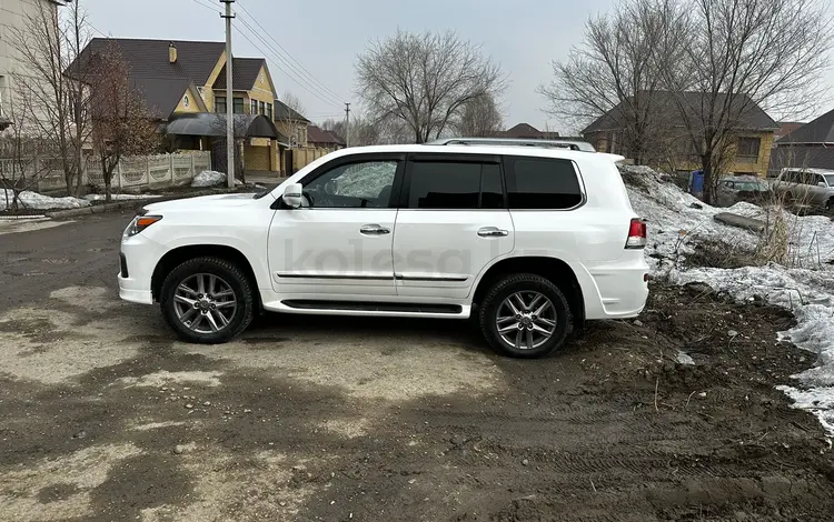 Lexus LX 570 2015 года за 30 000 000 тг. в Усть-Каменогорск