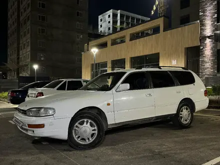 Toyota Camry 1995 года за 1 800 000 тг. в Шымкент – фото 12