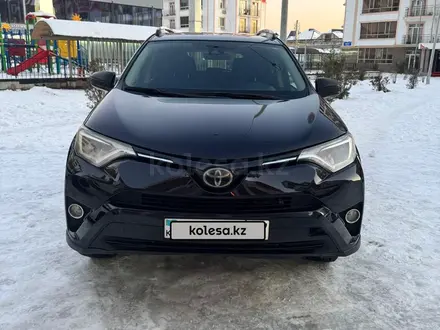 Toyota RAV4 2018 года за 11 000 000 тг. в Шымкент