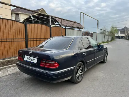 Mercedes-Benz E 280 1997 года за 4 500 000 тг. в Алматы – фото 5