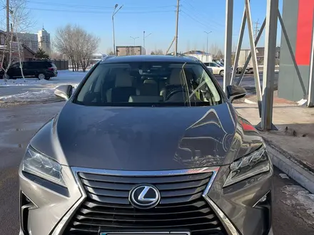 Lexus RX 200t 2018 года за 17 500 000 тг. в Астана – фото 2