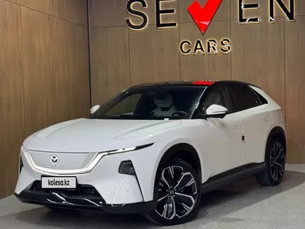 Mazda EZ-60, 2025