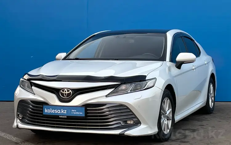 Toyota Camry 2018 годаfor14 210 000 тг. в Алматы