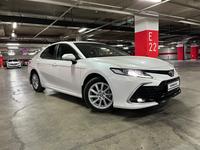 Toyota Camry 2021 года за 16 100 000 тг. в Тараз