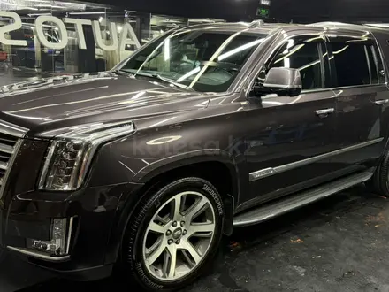 Cadillac Escalade 2016 года за 24 900 000 тг. в Павлодар – фото 18