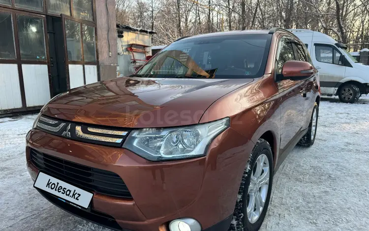 Mitsubishi Outlander 2012 годаүшін7 700 000 тг. в Алматы