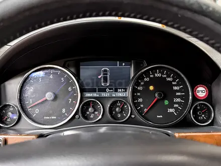 Volkswagen Touareg Exclusive Atmosphere 2007 года за 6 490 000 тг. в Алматы – фото 14