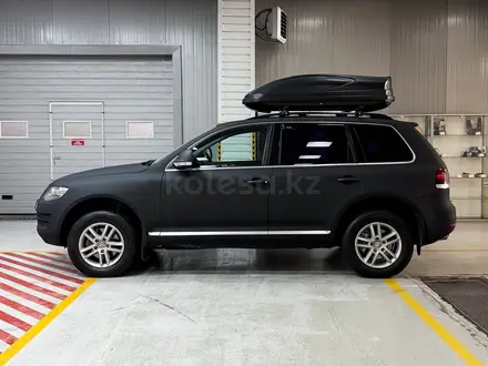 Volkswagen Touareg Exclusive Atmosphere 2007 года за 6 490 000 тг. в Алматы – фото 7